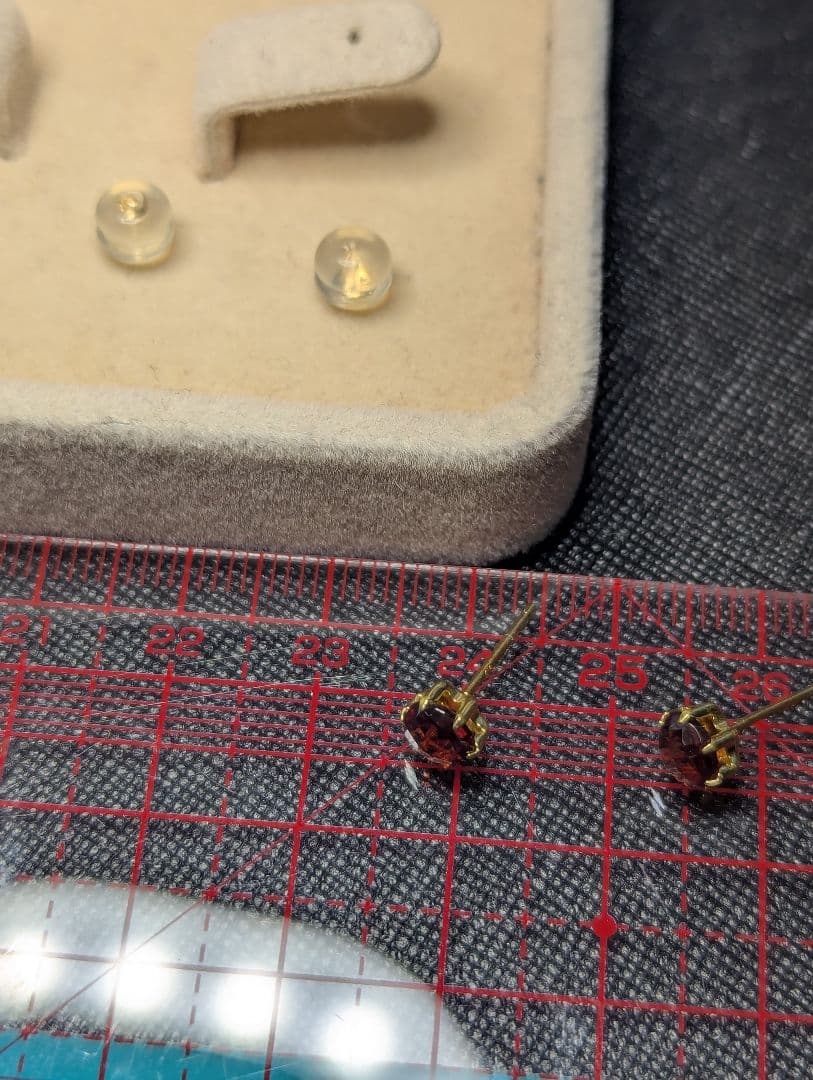 k18 ガーネットピアス