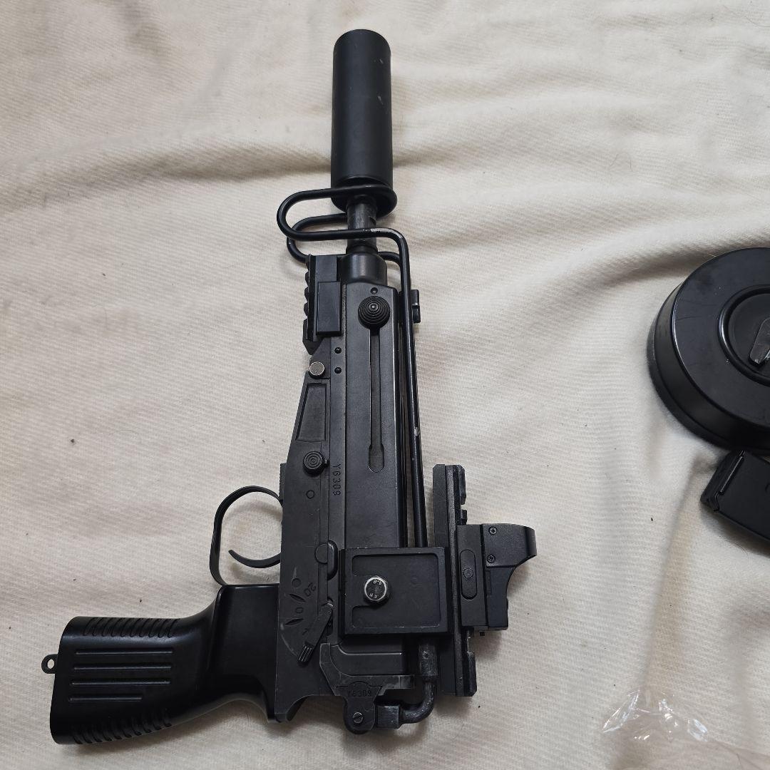 東京マルイ Vz61 スコーピオン コンパクト電動ガン