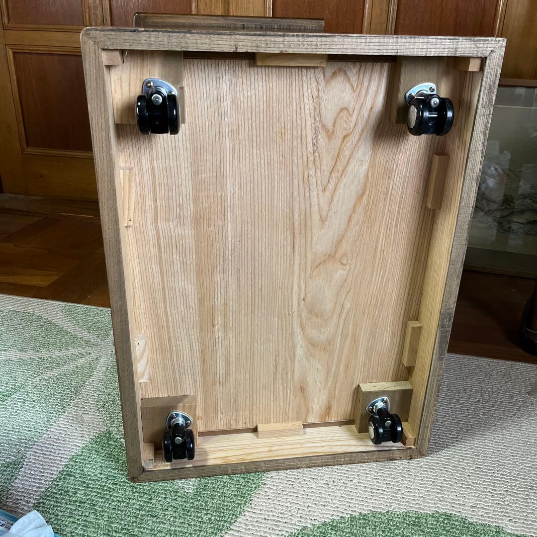 戸塚刺繍作品　クラシック木製チェスト 花柄装飾