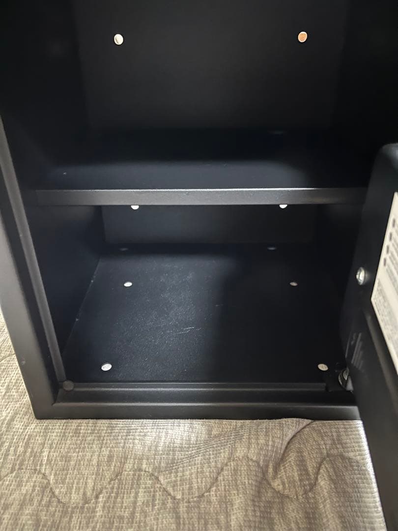 Amazon Basics デジタルロック金庫 ブラック