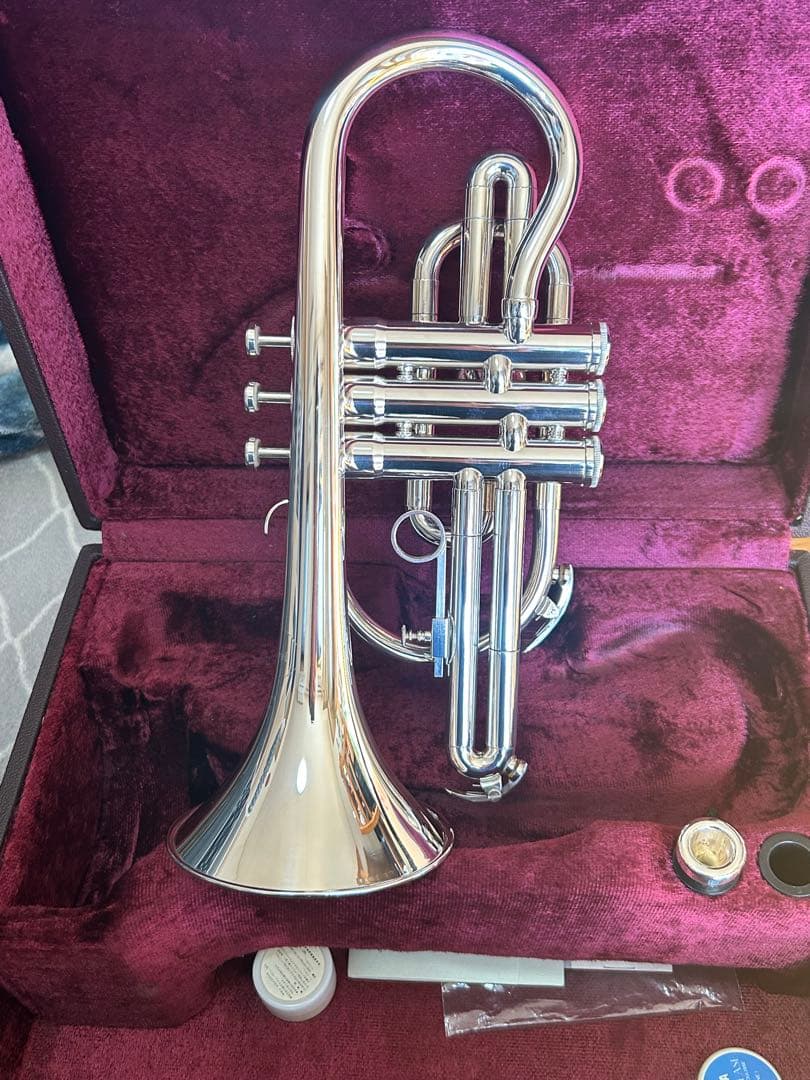 Besson 622-2 コルネット（銀メッキ仕上げ）