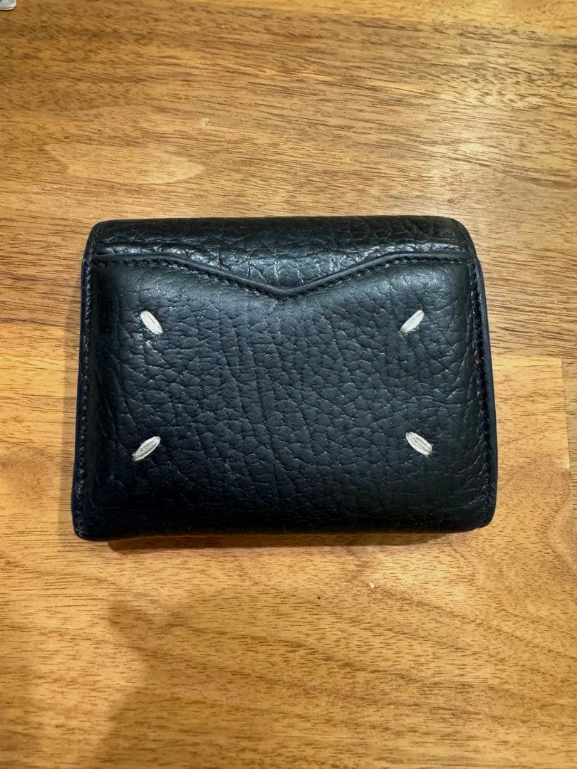 メゾンマルジェラ　黒レザー財布