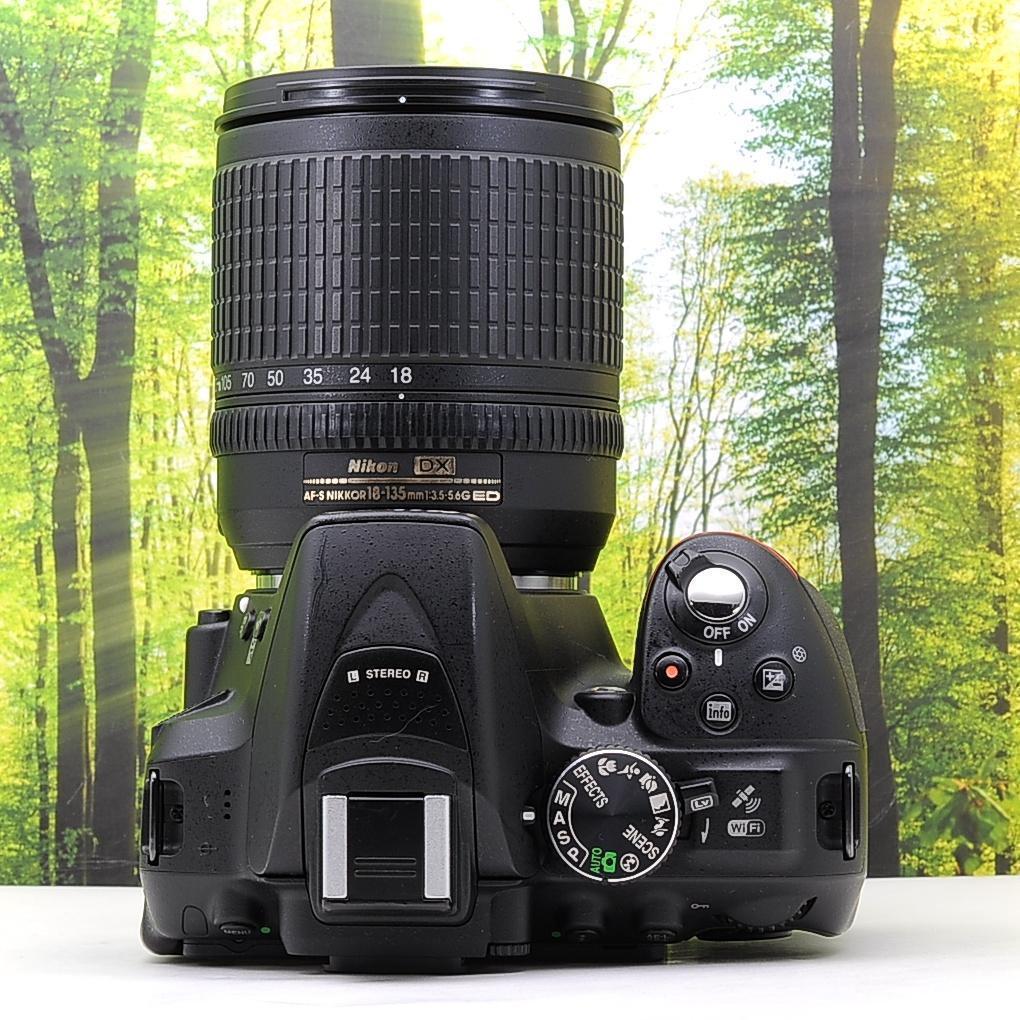 ショット数8191枚！WiFi機能付☆ニコン D5300☆中望遠レンズセット