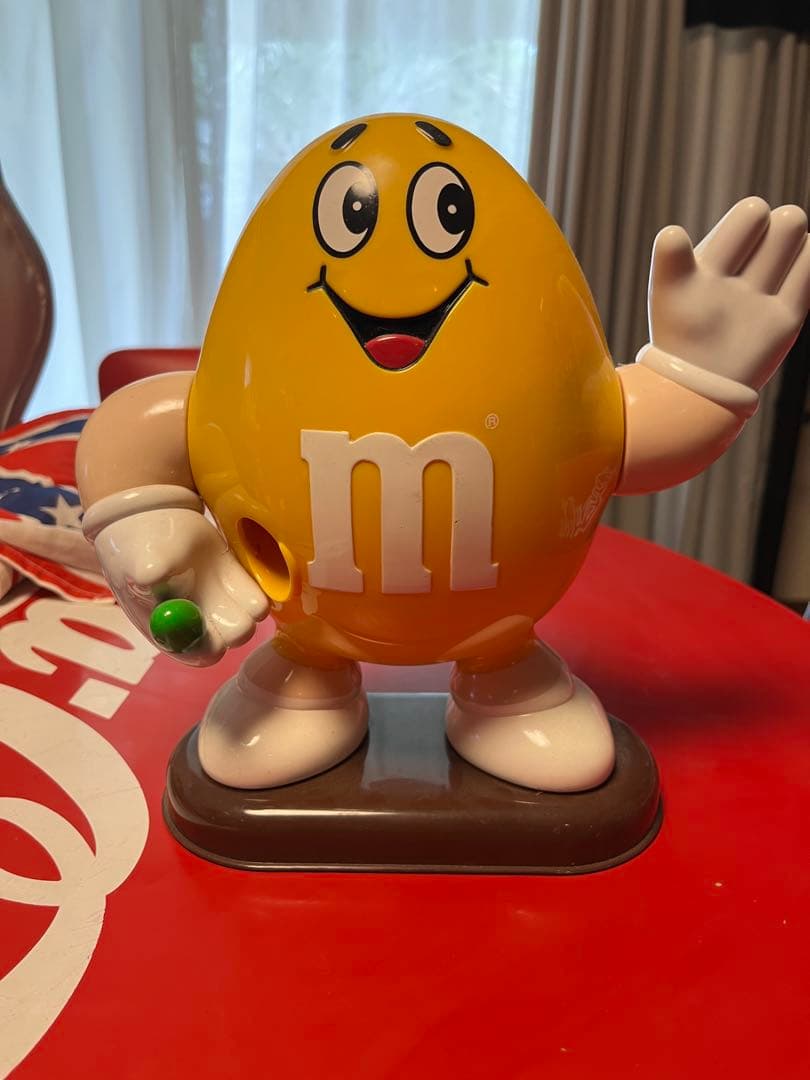VR46　92' m&m's エムアンドエムズディスペンサー