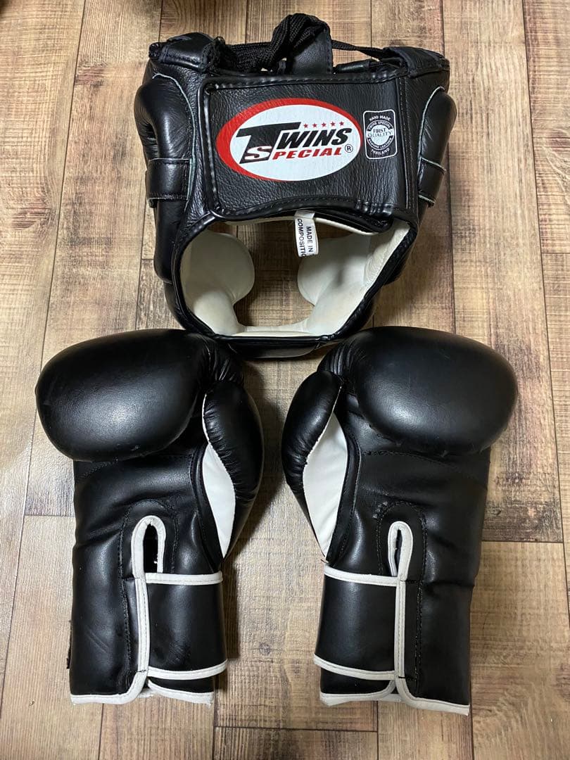 ボクシングTWINSヘッドギア L ISAMIグローブ 12オンス 大人用