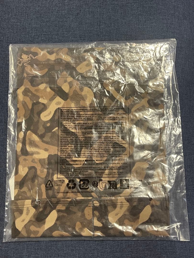 【新品】アークテリクス ネックゲイター Carob Grottoflage