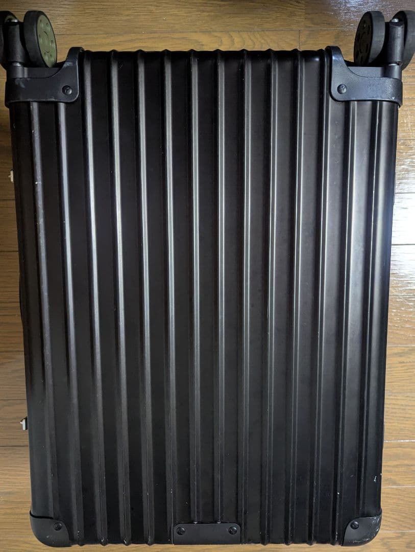 【2回のみ使用】リモワ クラシックキャビン☆RIMOWA