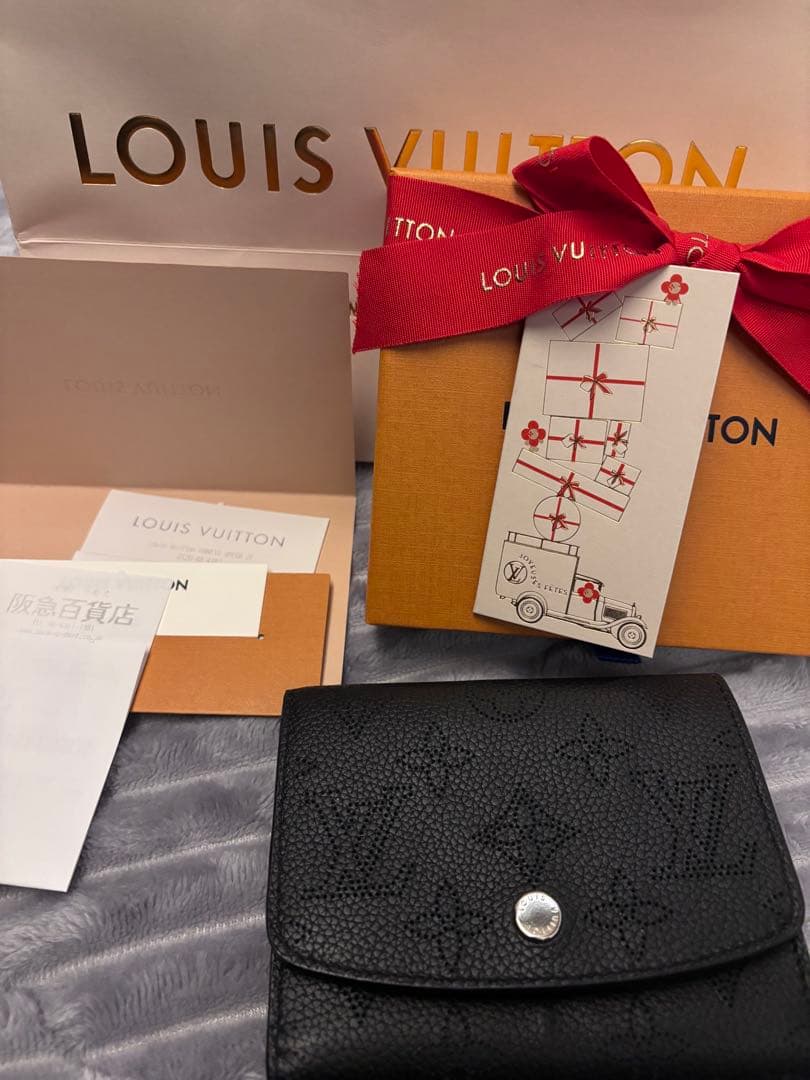 【5ｈ限定セール‼️】 LOUIS VUITTON ポルトフォイユイリスコンパクト