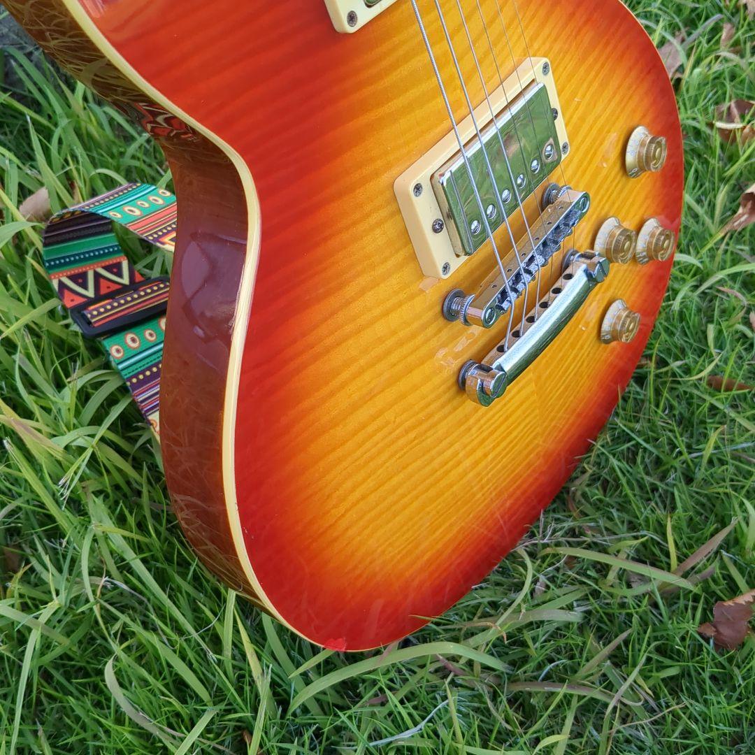 Bitz Leopard エレキギター サンバースト 傷あり 音よし