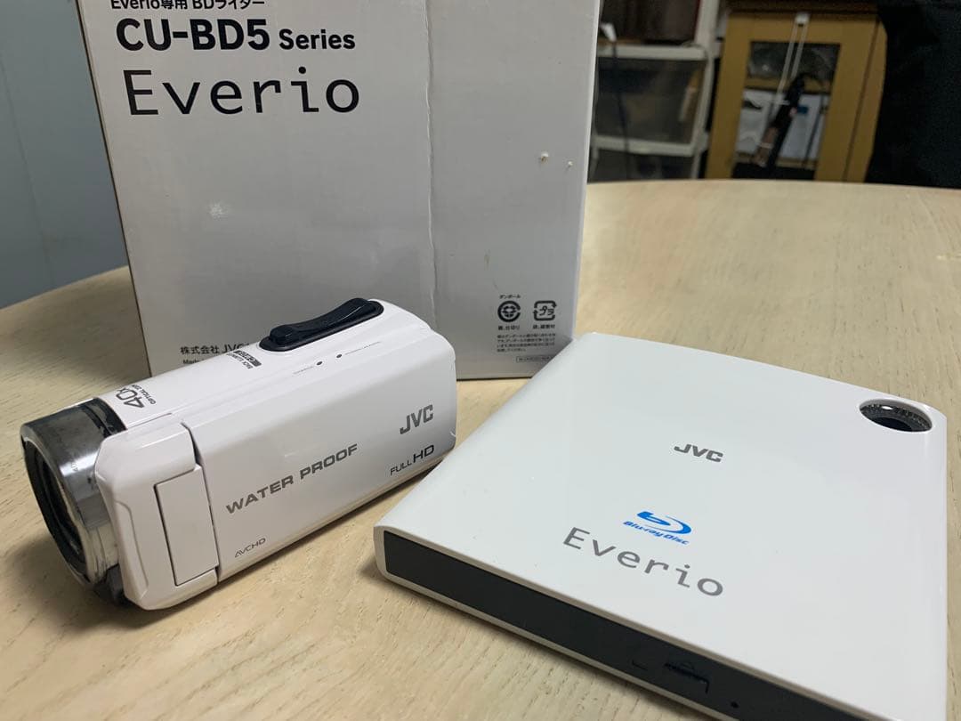 JVC Everio GZ-B800-W デジタルビデカメラ　BDライターセット