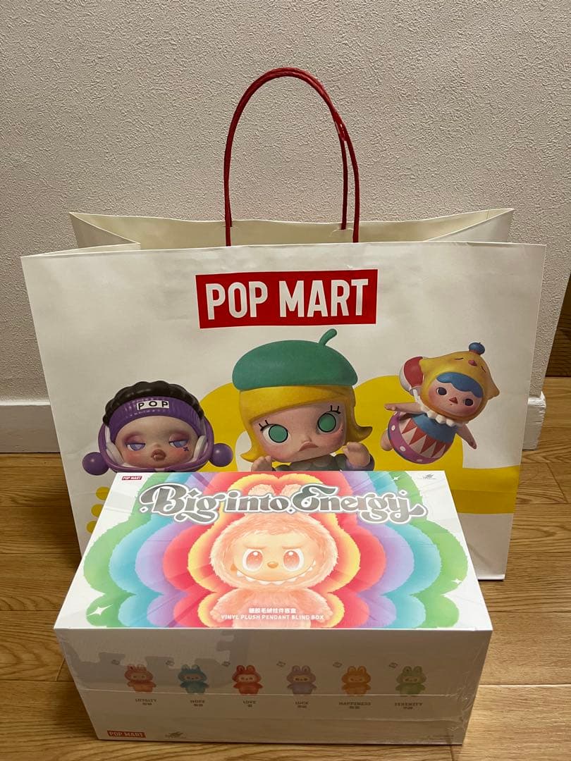 POPMART THE MONSTERS Big into Energy ラブブ