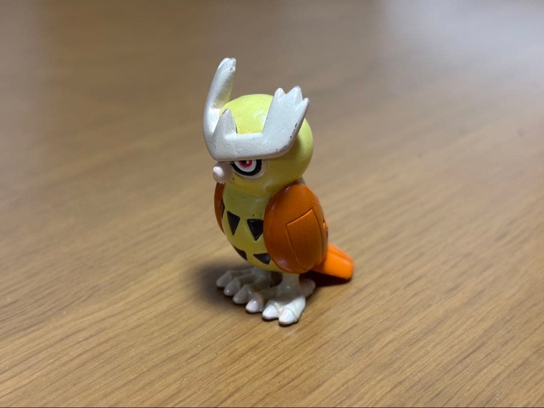 サトシのヨルノズク モンコレ色違い