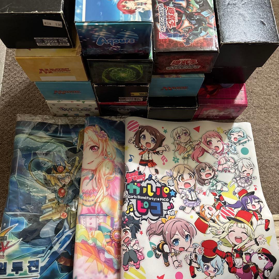 遊戯王 引退品 ストレージ13個分 ガルパプレイマットなどあります