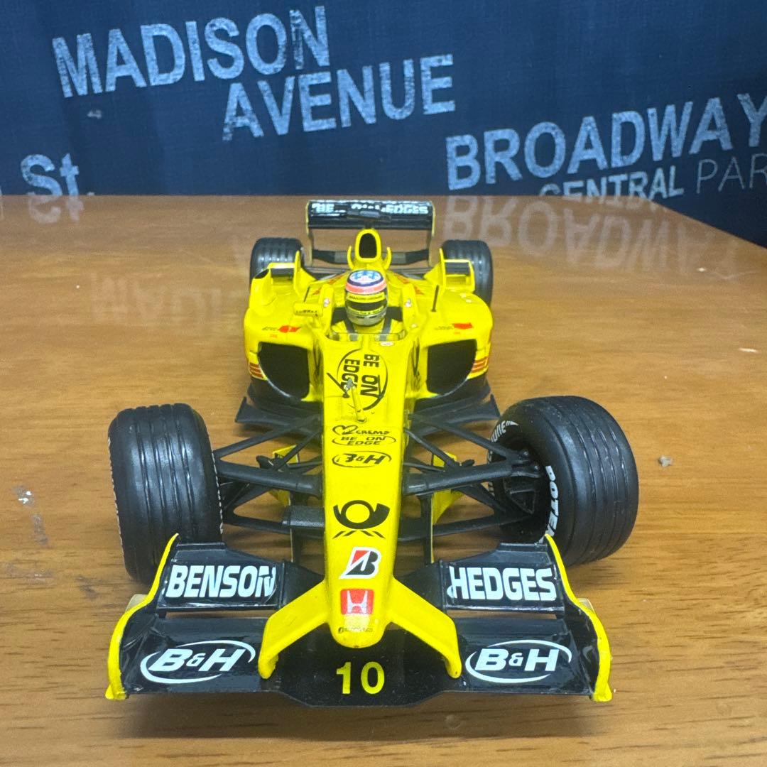 ミニカー Hotweels F1 Jordan ej12 2002