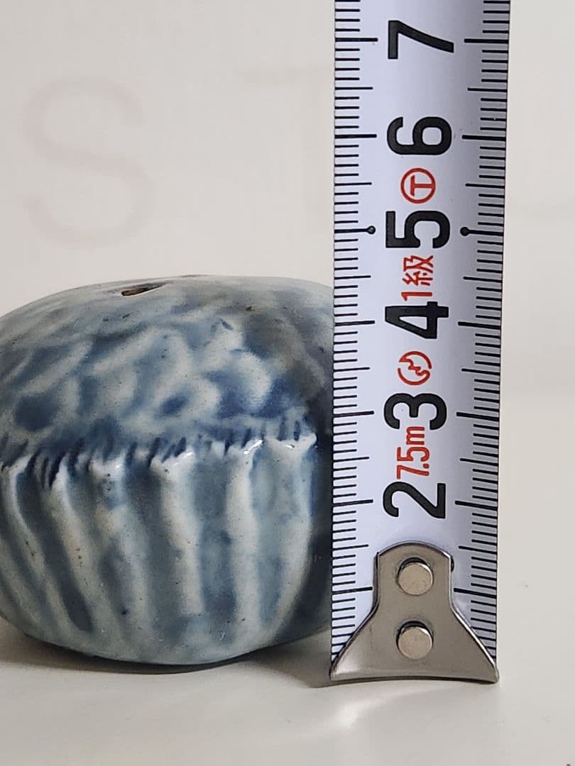 李朝　白磁青彩　水滴　中国　筆置　骨董　白磁　鉄絵　魚形硯滴　現代美術