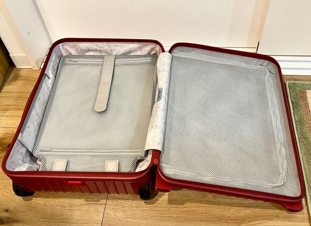 リモワ　サルサ（機内持ち込みサイズ）