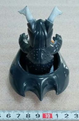 ⭕️【入手困難/廃版】✡️怪獣レーサーズゼットン＆UFO(黒成型/白オレンジ塗装