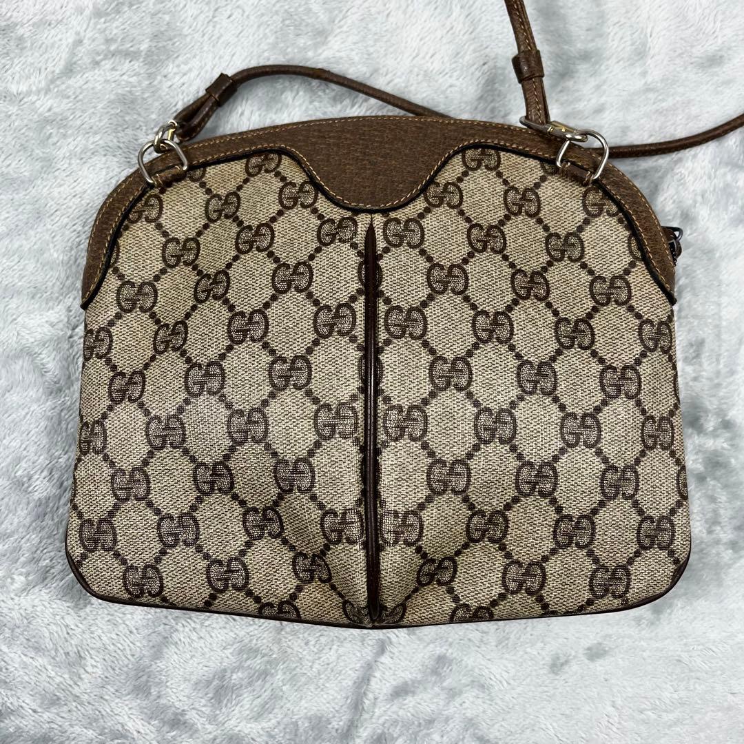 Gucci グッチ ショルダーバッグ GG シェリーライン 肩掛け◯