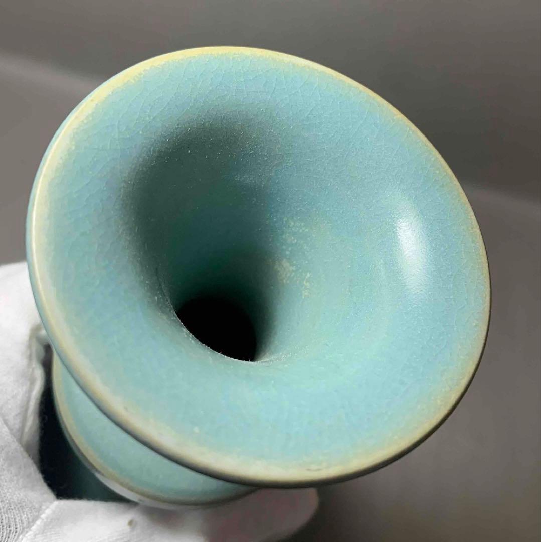 中国 首に段のある瓶　u6230854