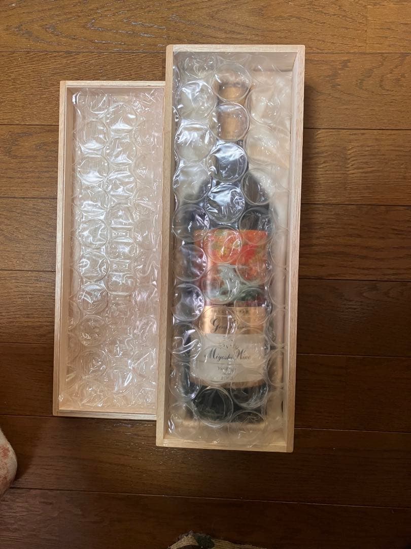 奥田元宋 小由女2003年 赤ワイン 木箱入り