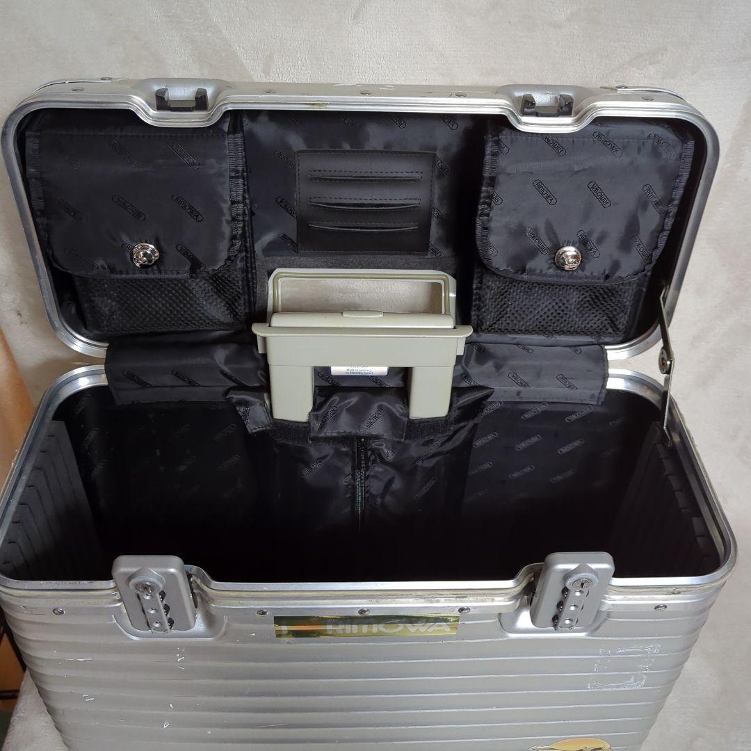 リモワ パイロットキャリーケース アルミ 2輪 トラベルバッグ 廃盤モデル 中古