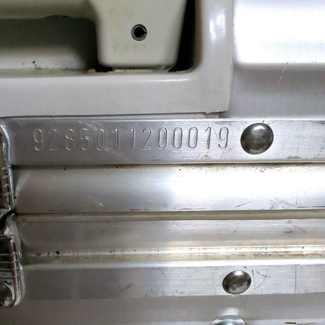 リモワ パイロットキャリーケース アルミ 2輪 トラベルバッグ 廃盤モデル 中古