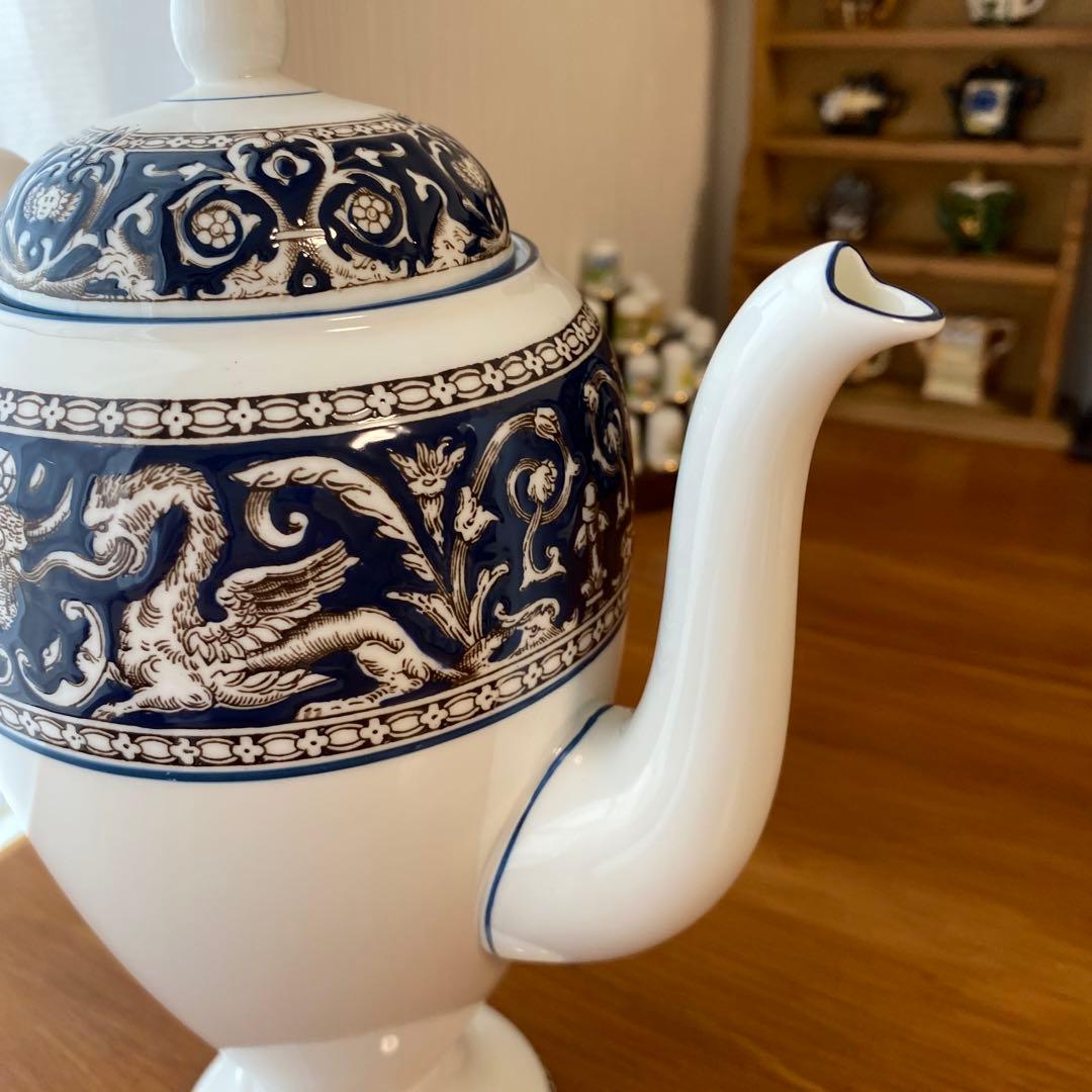 ウェッジウッド　フロレンティーン　コバルトブルー　ティーポットＬ