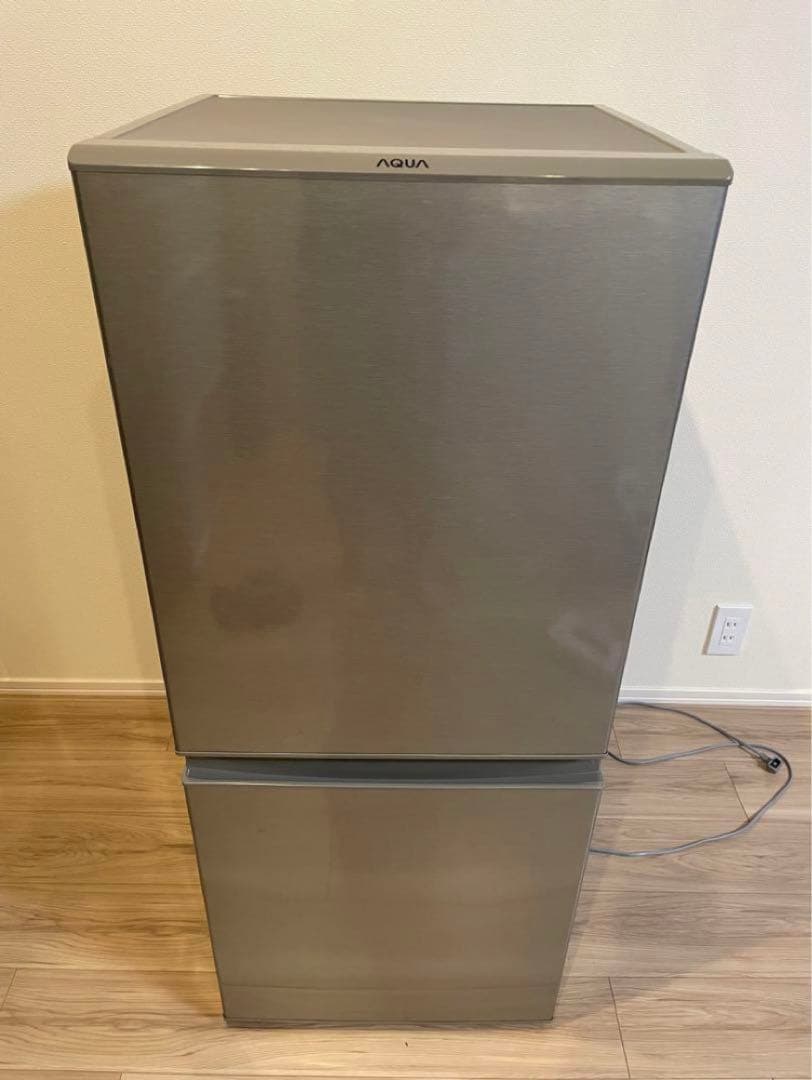 手渡しのみ！！ AQUA AQR-J13J 冷蔵庫 アクア ノンフロン冷凍冷蔵庫