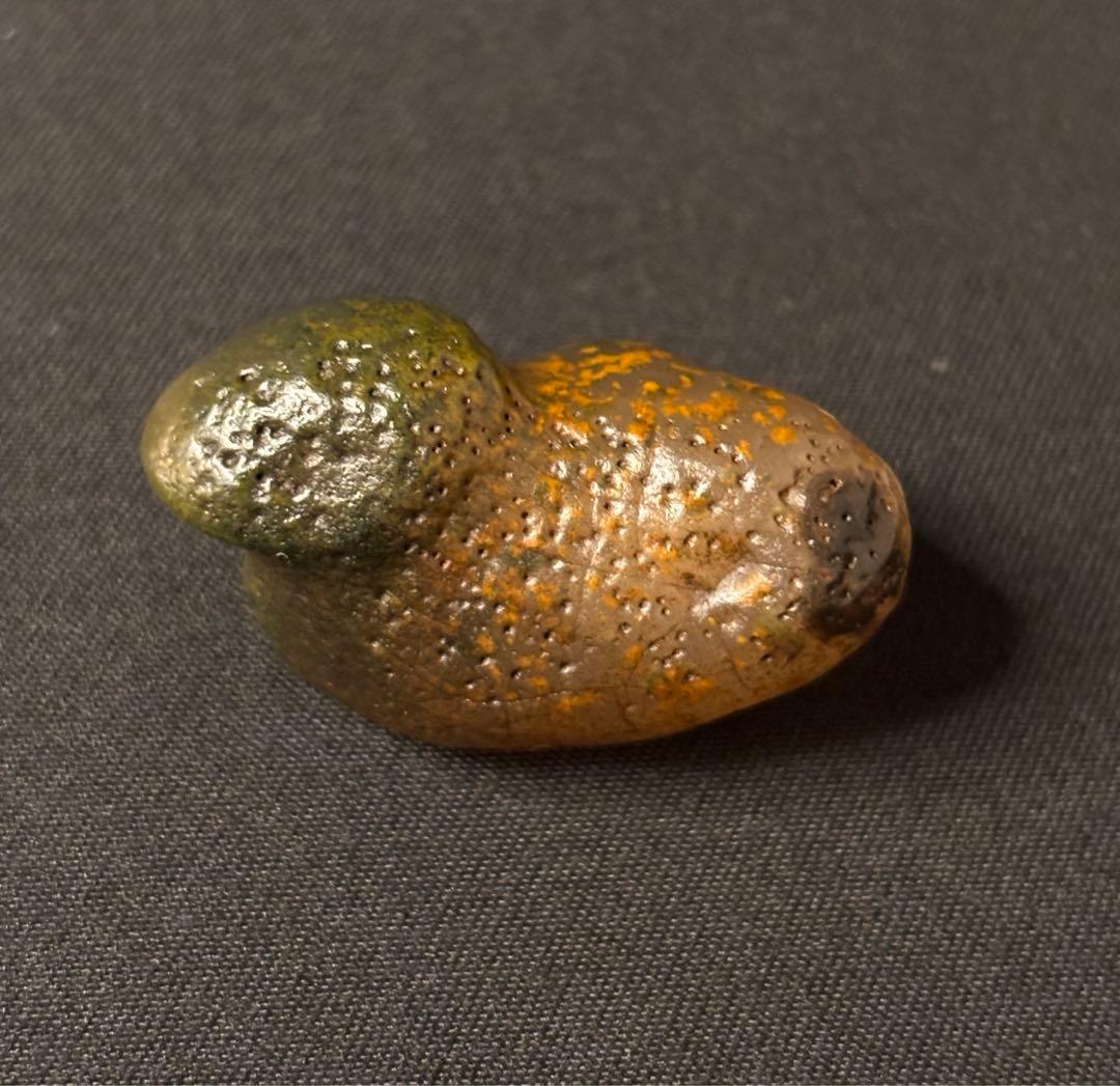 自然石新疆ゴビ瑪瑙可愛いアヒル模様の天然アート石【#MN0007】