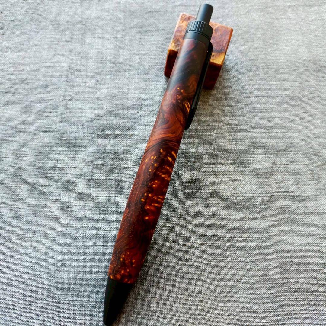 特上　ココボロ瘤　ハンドメイド　木軸ボールペン　G2　天然木　ブラック