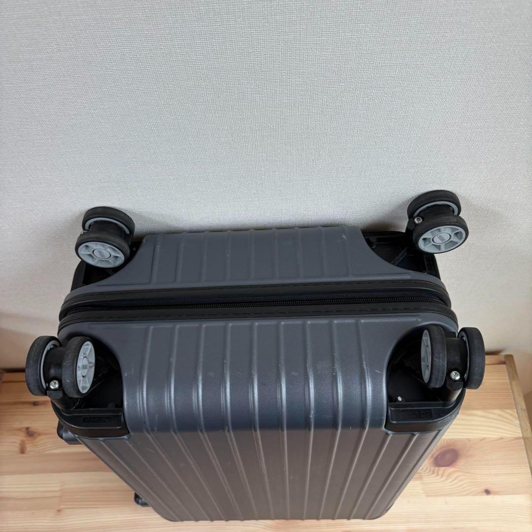 美品　RIMOWA SALSA 32L キャリーケース　4輪　マットグレー　機内