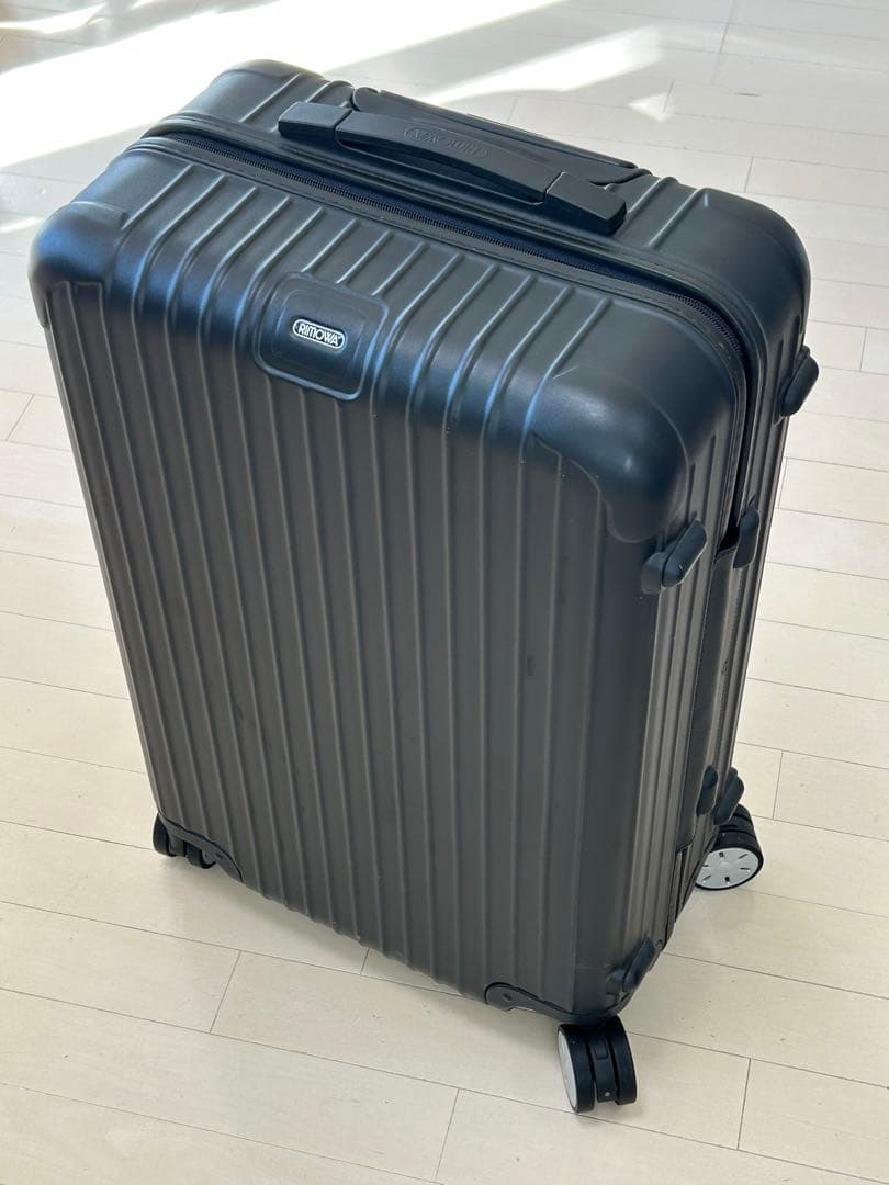 【期間限定値下げ】RIMOWA サルサ スーツケース 61L 黒 4輪