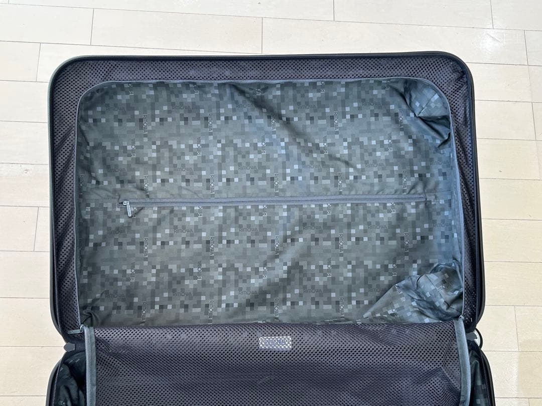 【期間限定値下げ】RIMOWA サルサ スーツケース 61L 黒 4輪