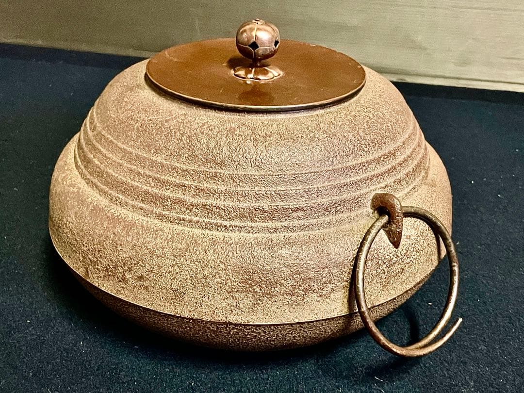 割引❣️「祖」 瓢筋入釜 釜師 敬典 釜鐶 共箱 共布 栞 瓢釜 (121A①)