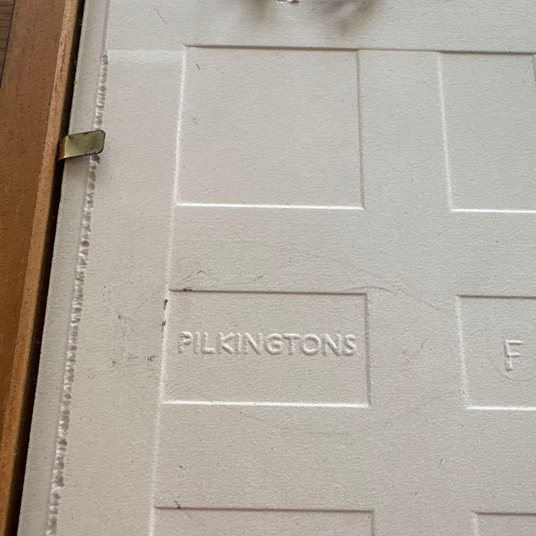 アンティーク　イギリス製　ピルキントン社　マジョリカタイル アールヌーボー