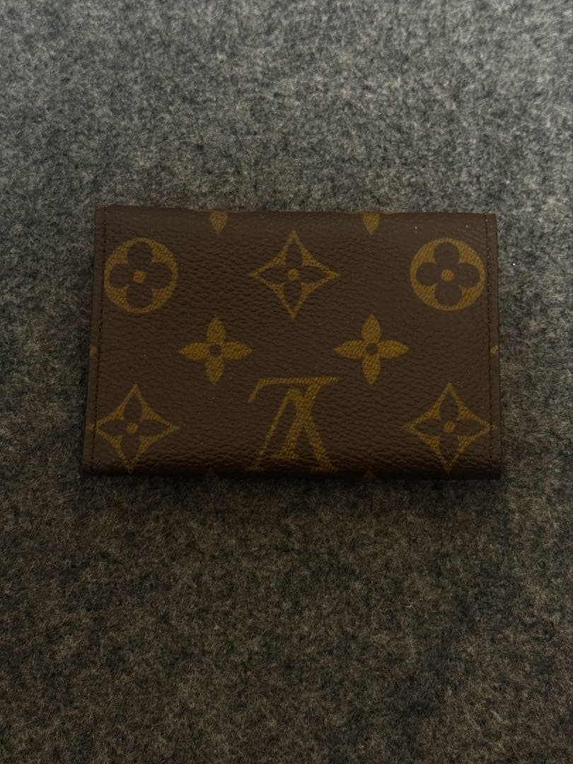 LOUIS VUITTONキーケース