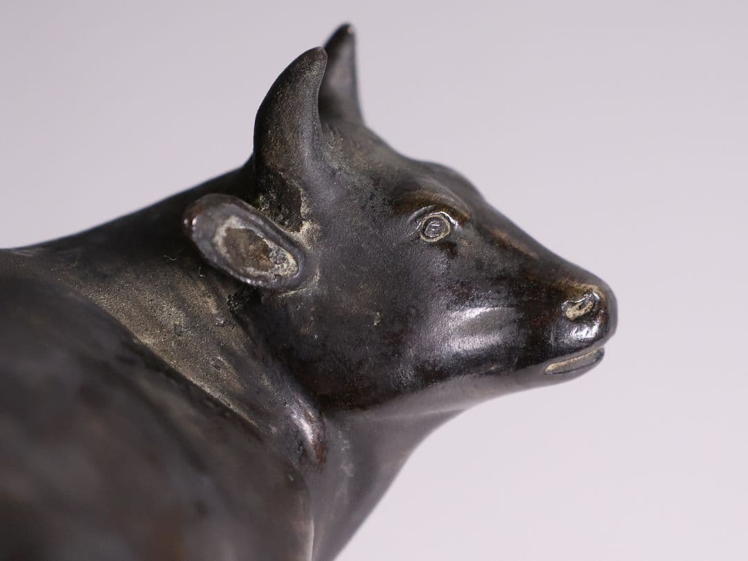 古銅 牛 置物 658g 金工 銅製 時代【MA831】