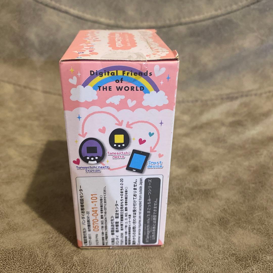 新品、未使用　たまごっちみーつ　サンリオキャラクターズみーつver.