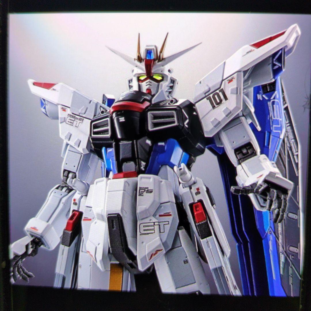 超合金.フリーダムガンダム。