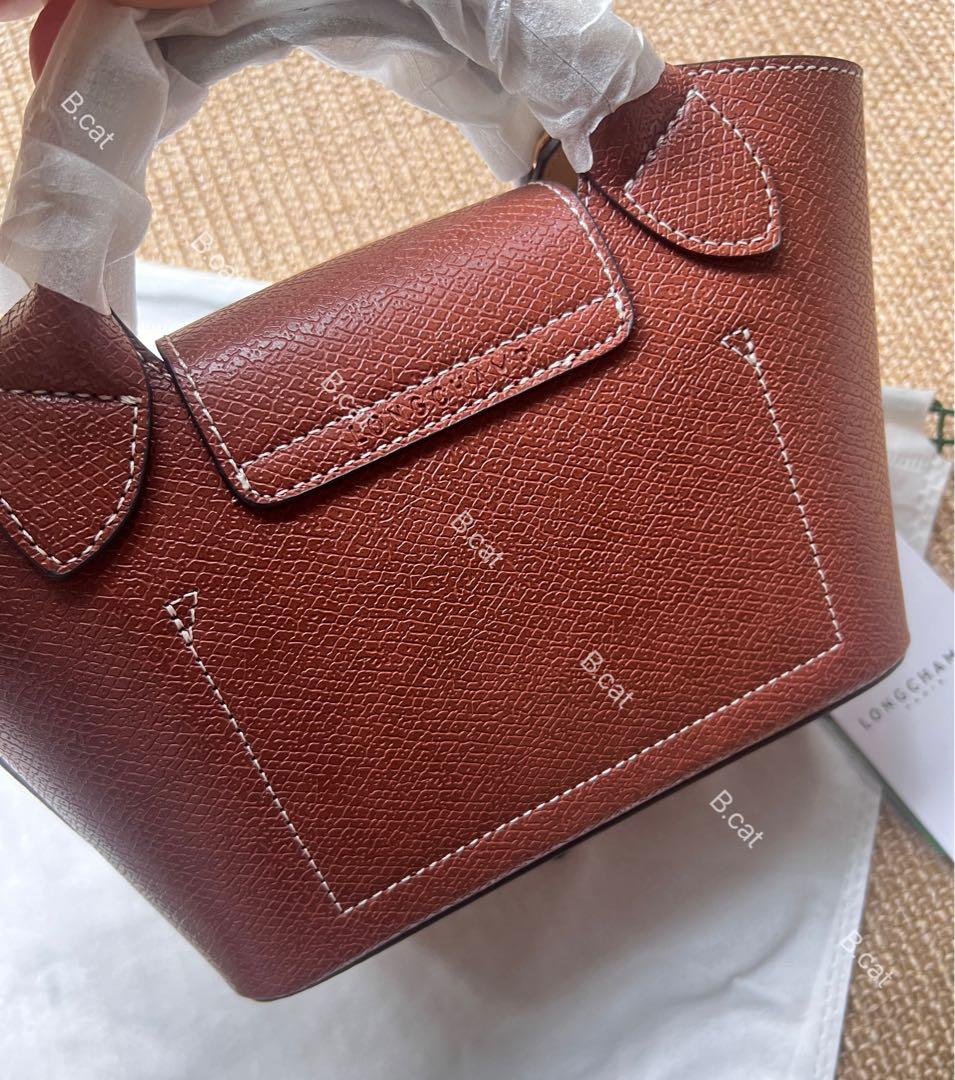 新シーズンLongchampエピュレ テクスチャードレザーミニバッby