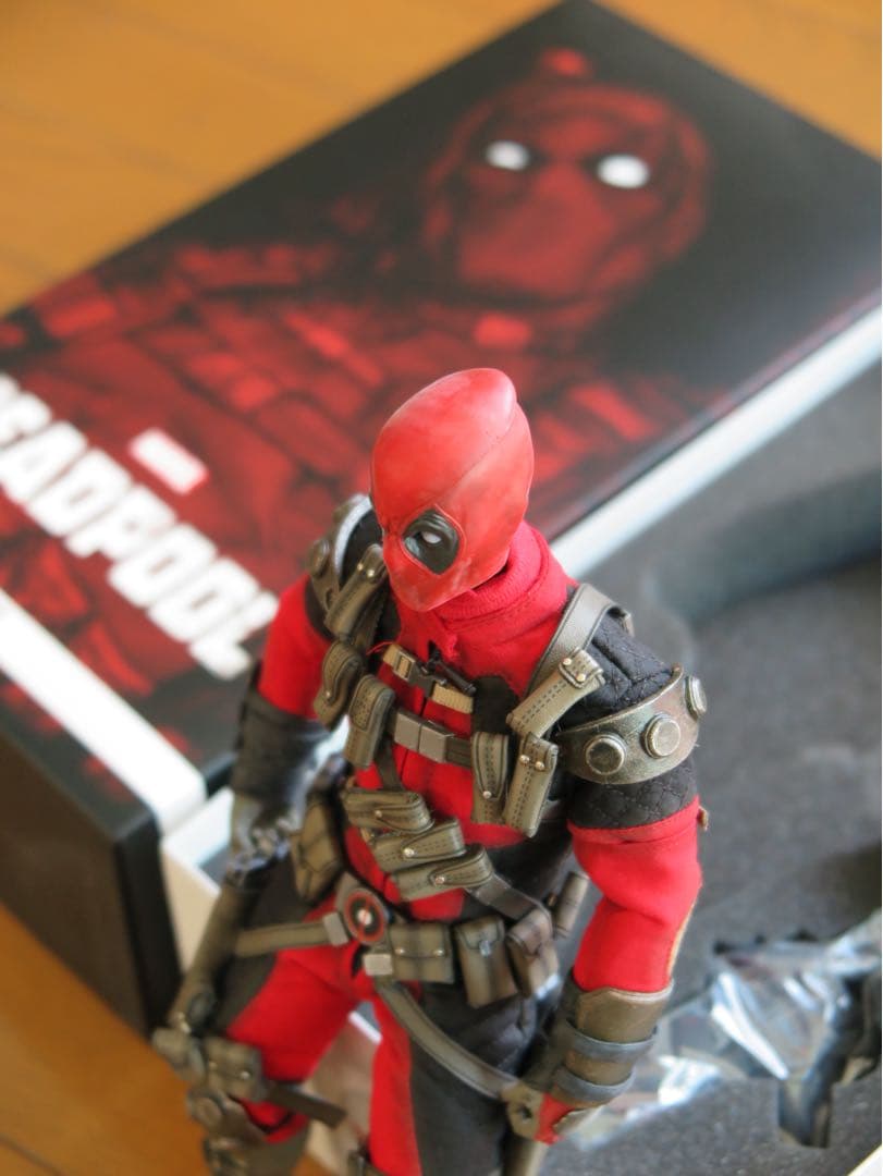 ホットトイズ サイドショウ デッドプール 1/6 フィギュア マーベル