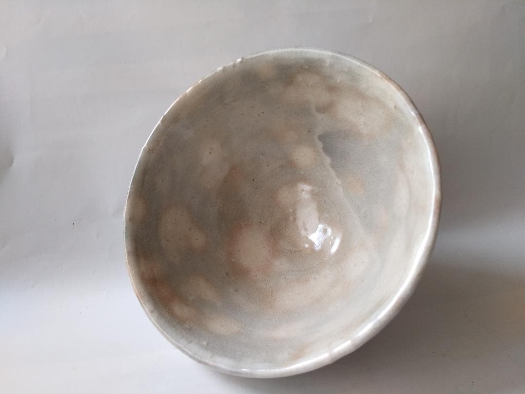 萩焼 玉祖窯 大井可笑 茶碗 共箱 共布 茶器 抹茶碗 新品 未使用 です。