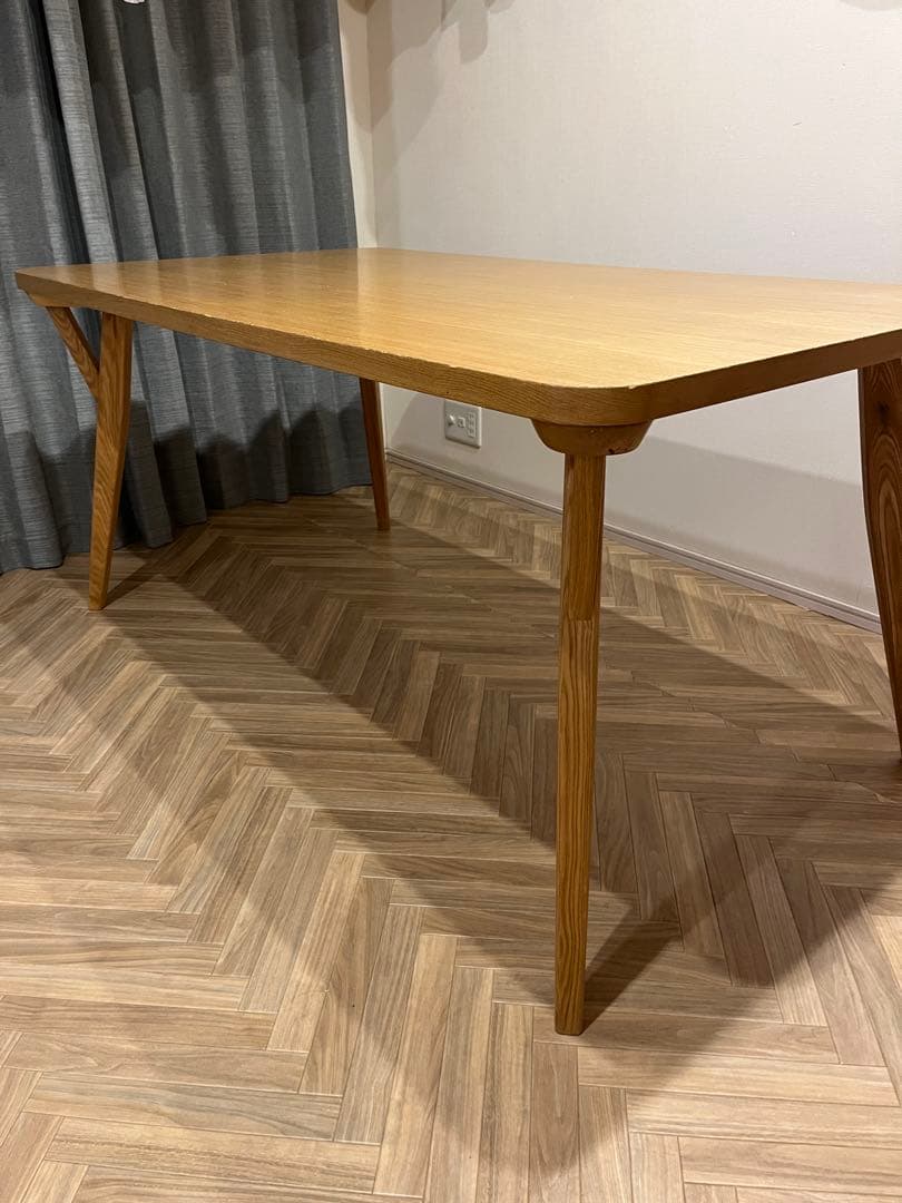 ケユカ　KEYUCA ダイニングテーブル