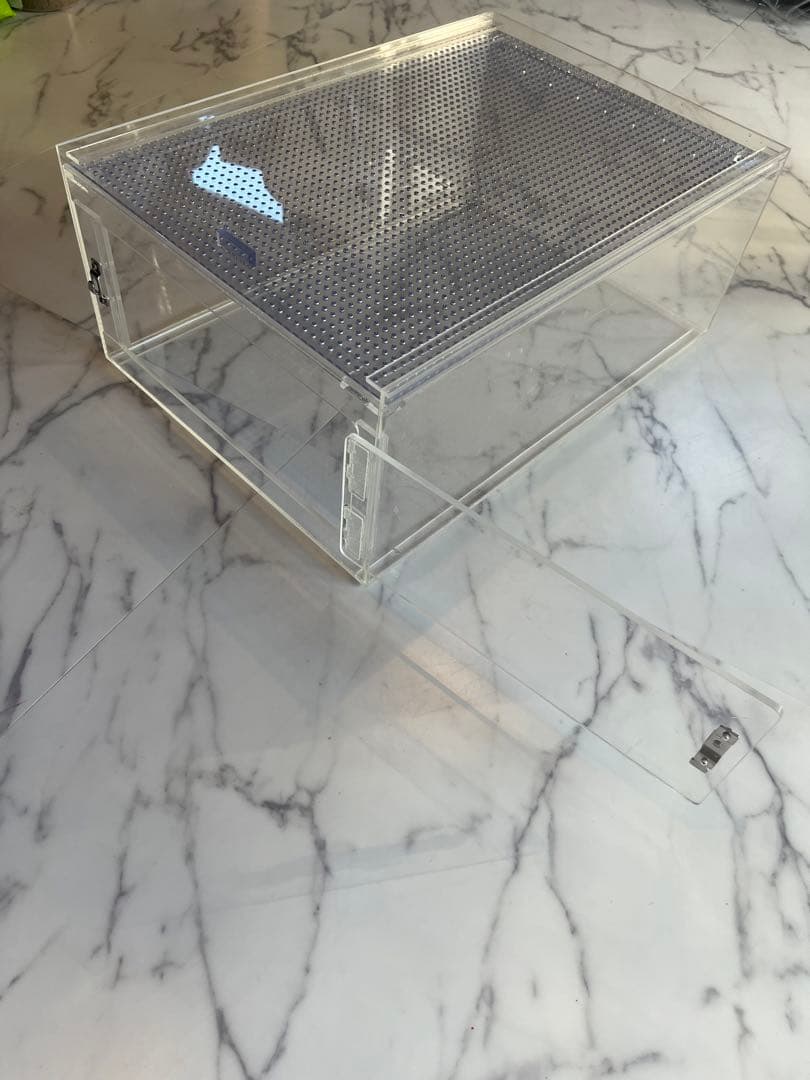 爬虫類アクリルケージ①