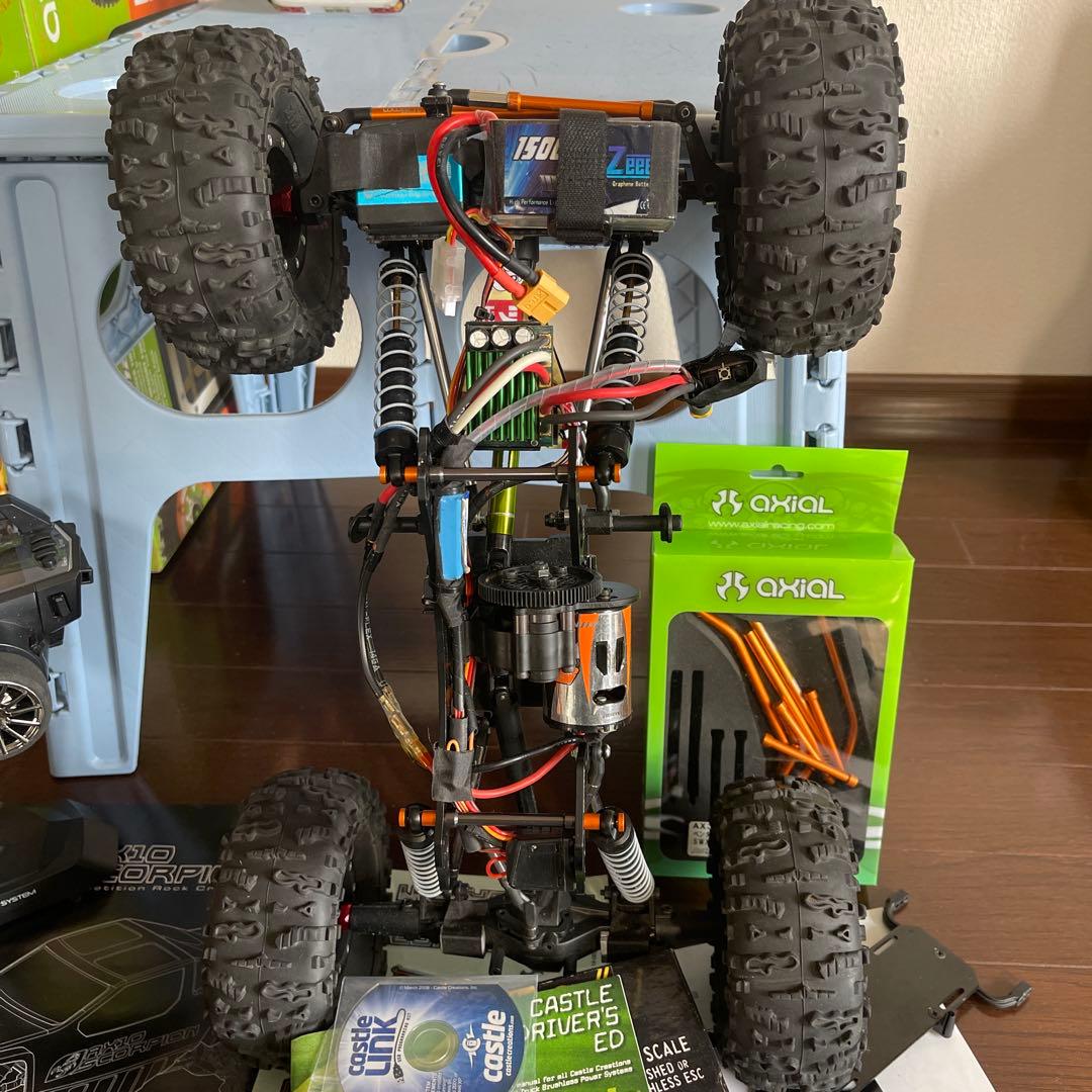 けんです。プロポ受信機なし　Axial AX10 スコーピオン