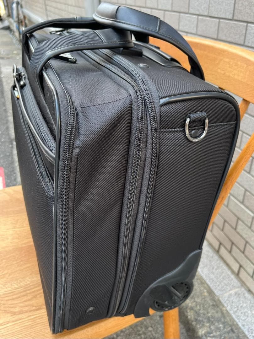☆ace. キャリーケース　ビジネスバッグ　機内持ち込みサイズ　2-3泊