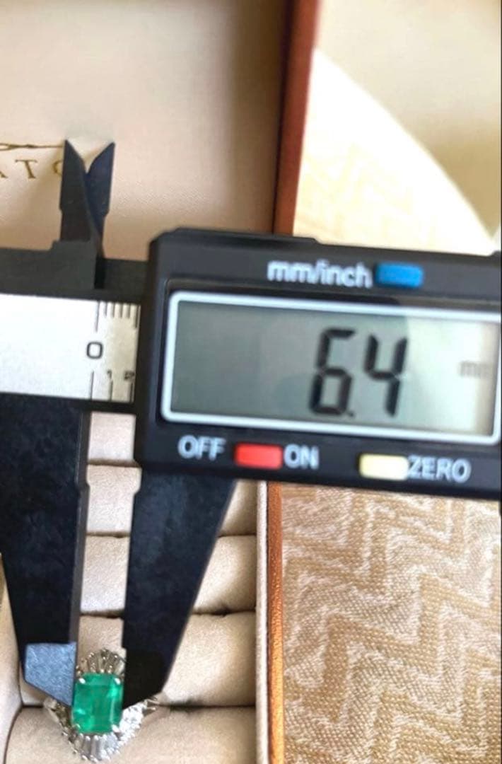 1.67ct エメラルド プラチナ　Pt900 12号　指輪【検索GSTV】