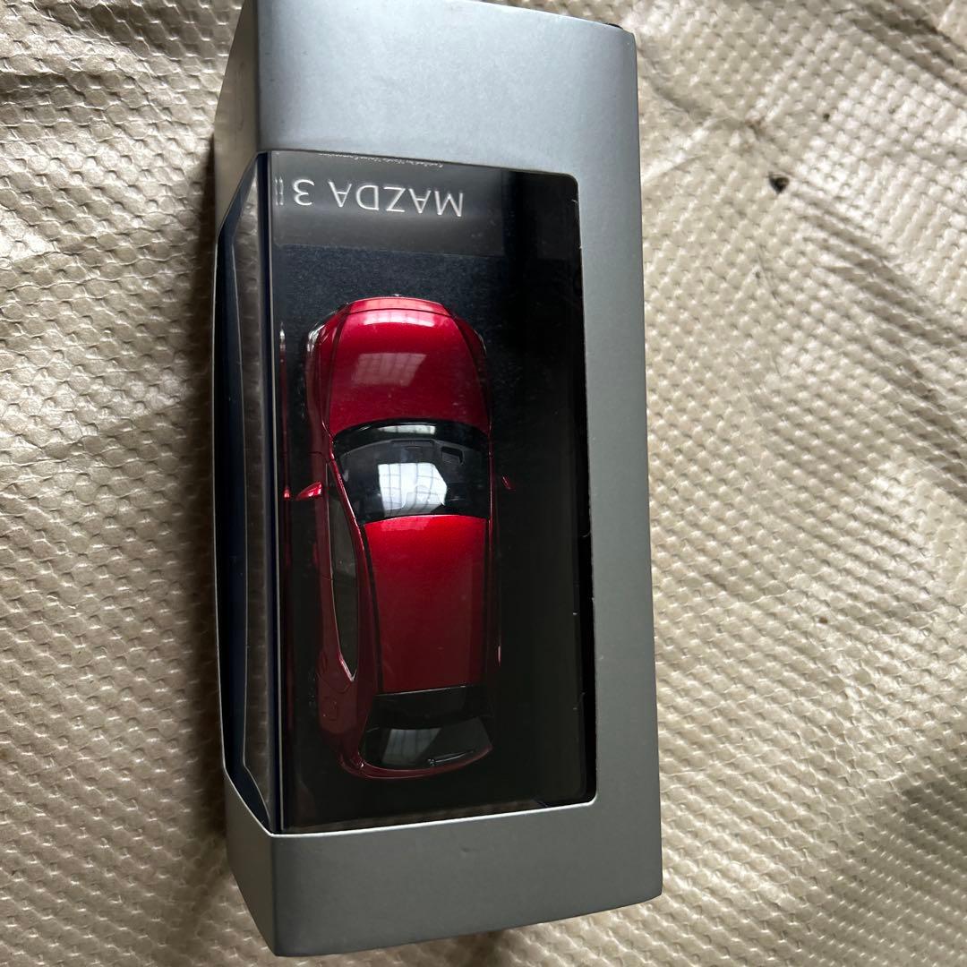 MAZDA3モデルカー 1/43