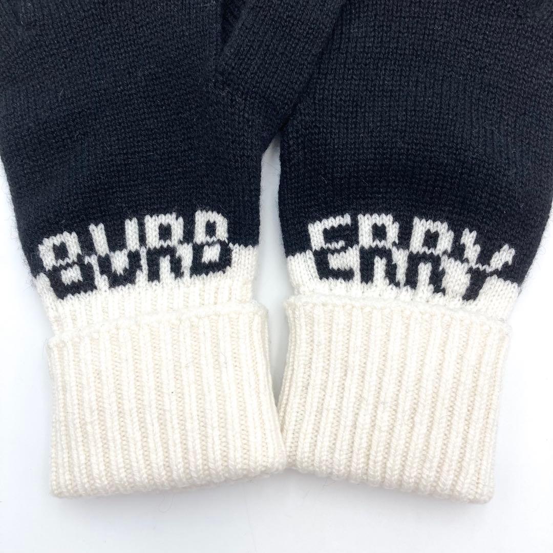 ずーきー✨ BURBERRY ロゴインターシャ 手袋 M/L 黒×白
