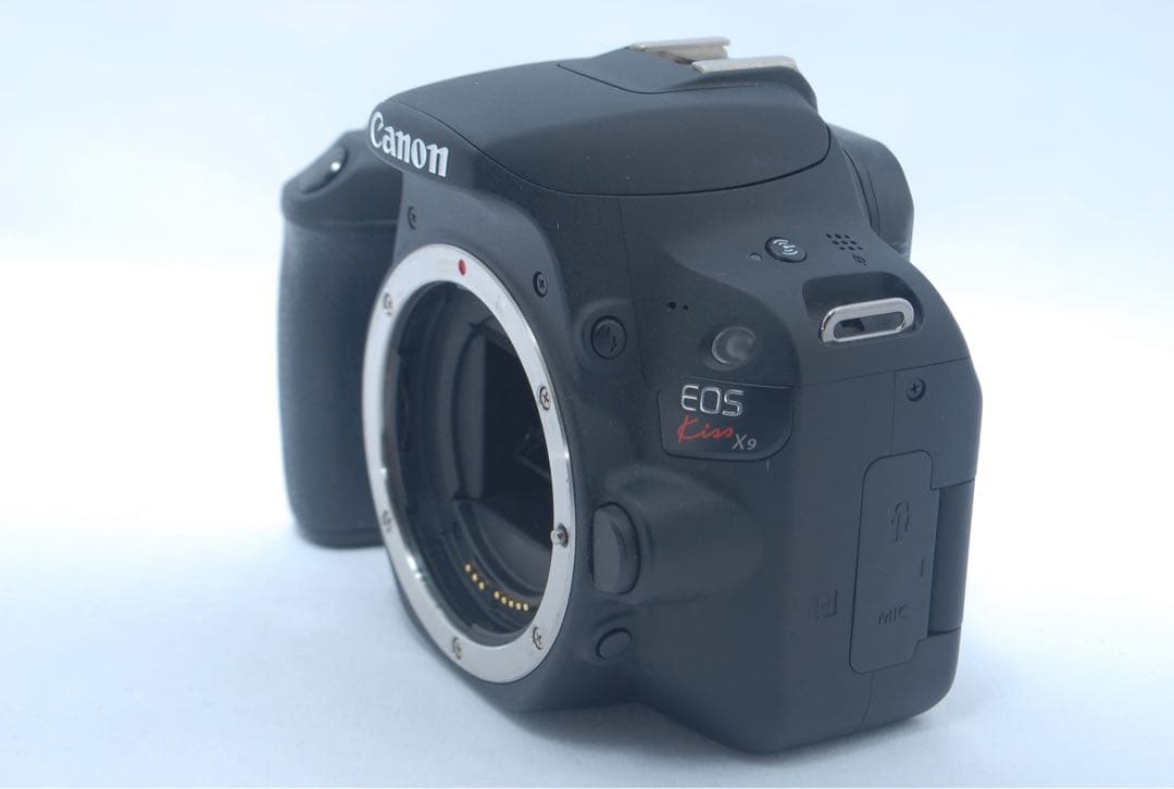 Canon EOS kiss X9 キャノン 一眼レフ 高性能 高画質 カメラ